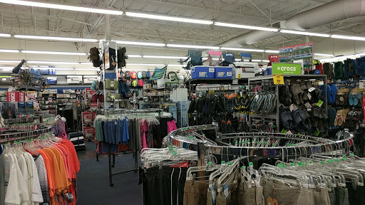 Sporting Goods Store «Big 5 Sporting Goods - Chino Hills», reviews and photos, 3975 Grand Ave, Chino, CA 91710, USA