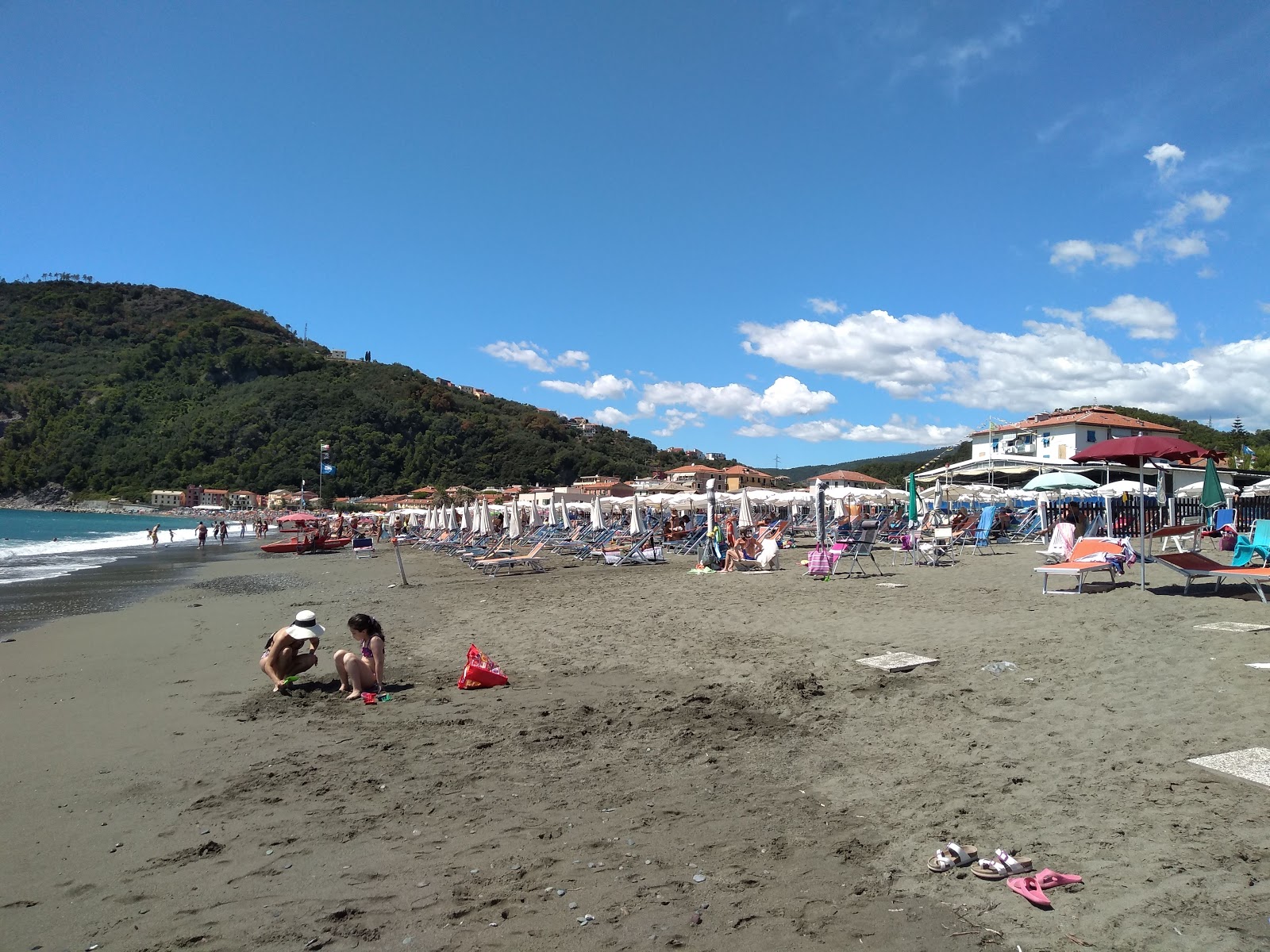 Foto di Riva Ponente area del resort sulla spiaggia