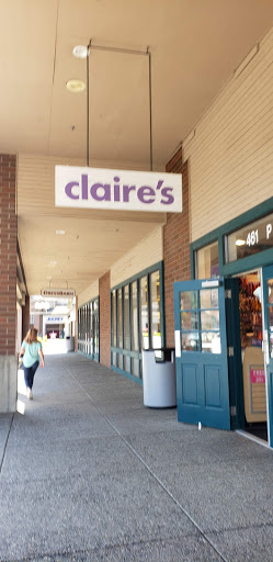 Shopping Mall «North Bend Premium Outlets», reviews and photos, 461 S Fork Ave SW, North Bend, WA 98045, USA