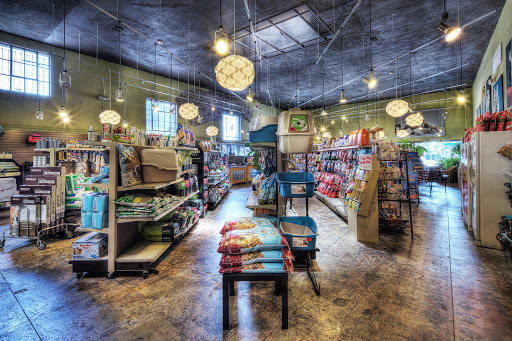 Pet Supply Store «The Urban Pet», reviews and photos, 7515 Beverly Blvd, Los Angeles, CA 90036, USA