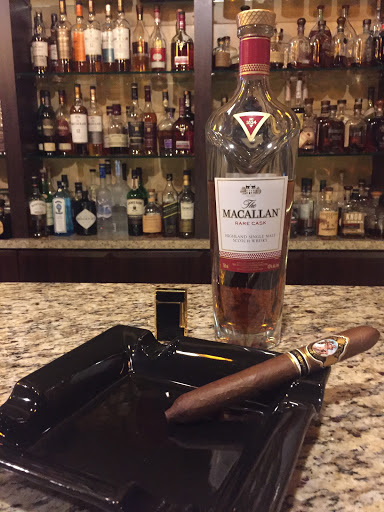 Tobacco Shop «Regency Cigar Emporium», reviews and photos, 752 Main St, East Greenwich, RI 02818, USA