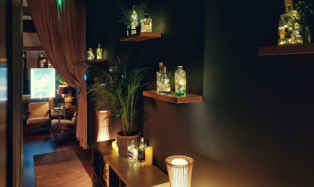 Reviews of The Gin Spa in Glasgow - Massage therapist