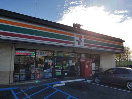 7-Eleven, 2500 Macdonald Ave, Richmond, CA 94804, USA, 