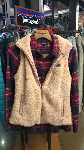 Outdoor Sports Store «The Local Hiker», reviews and photos, 173 E Main St, Spartanburg, SC 29306, USA