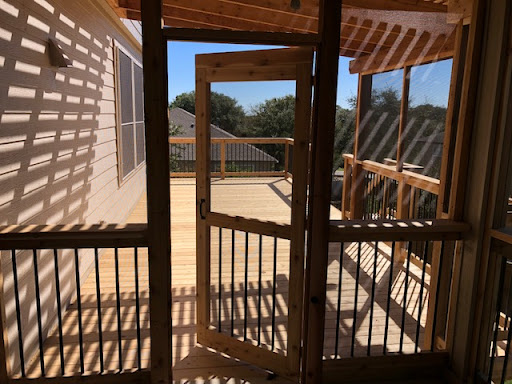 Deck Builder «River City Deck and Patio», reviews and photos