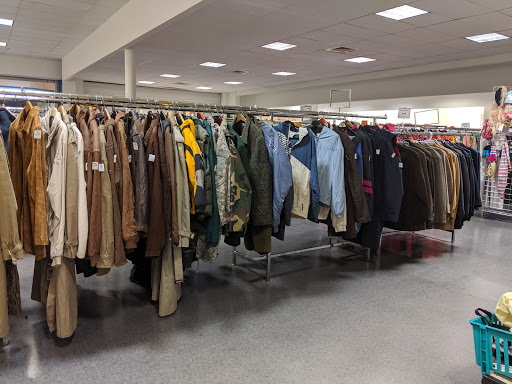 Thrift Store «Volunteers of America Thrift Store», reviews and photos, 1135 N Belsay Rd, Burton, MI 48509, USA