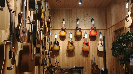 Shopping Mall «Horizon Park Shopping Center», reviews and photos, 3904 W Hillsborough Ave, Tampa, FL 33614, USA