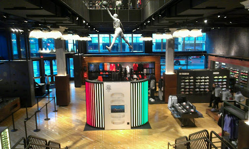 Clothing Store «Nike Portland», reviews and photos, 638 SW 5th Ave, Portland, OR 97201, USA