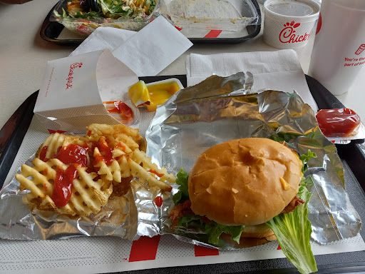 Fast Food Restaurant «Chick-fil-A», reviews and photos, 6495 Glenway Ave, Cincinnati, OH 45211, USA