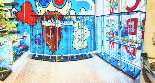 Tobacco Shop «J&J Smoke Shop», reviews and photos, 4520 Hallandale Beach Blvd, Pembroke Park, FL 33023, USA