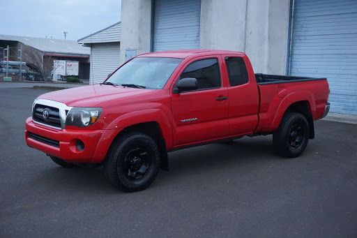 Used Car Dealer «Crescent Automotive», reviews and photos, 1705 W 6th Ave, Eugene, OR 97402, USA