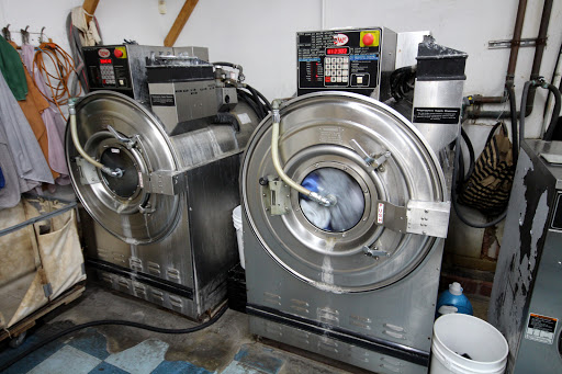 Dry Cleaner «Deluxe Cleaners», reviews and photos, 1406 Eldridge Pkwy S, Houston, TX 77077, USA