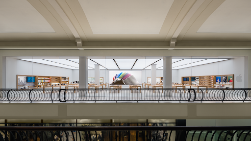 Computer Store «Apple The Oaks», reviews and photos, 432 W Hillcrest Dr, Thousand Oaks, CA 91360, USA