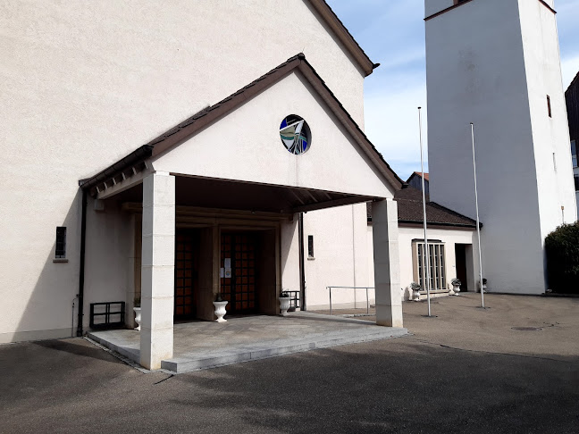 Rezensionen über Gemeinde Büsserach Katholische Kirche in Delsberg - Kirche