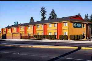 Quality Inn Centralia Chehalis image