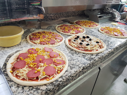 Kebap-Pizzahaus Tribuswinkel en Traiskirchen