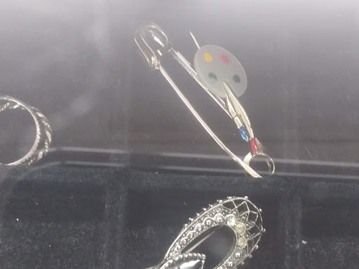 Thrift Store «Village Discount Outlet», reviews and photos, 3500 Cleveland Ave, Columbus, OH 43224, USA