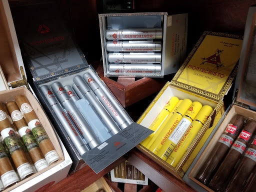 Tobacco Shop «Discount Smokes», reviews and photos, 6434 N Preston Hwy # 6B, Louisville, KY 40229, USA