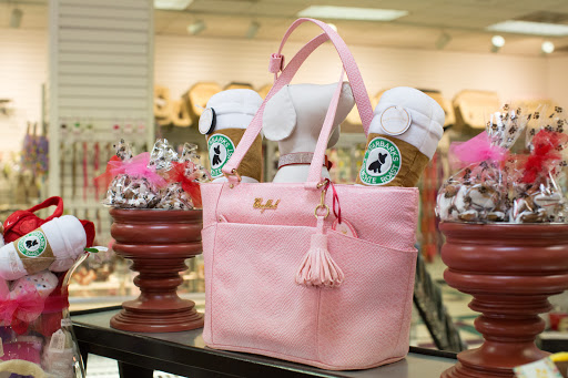 Pet Supply Store «Land of Paws», reviews and photos, 4021 Somerset Dr, Prairie Village, KS 66208, USA