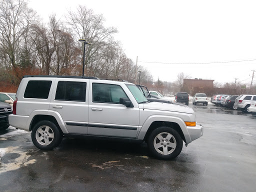 Used Car Dealer «J & A Auto Center», reviews and photos, 211 Broadway, Raynham, MA 02767, USA