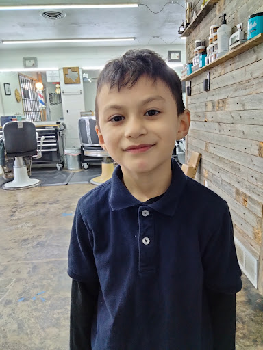 Barber Shop «Scissor Hands Barbershop», reviews and photos, 2420 W Clarendon Dr, Dallas, TX 75211, USA