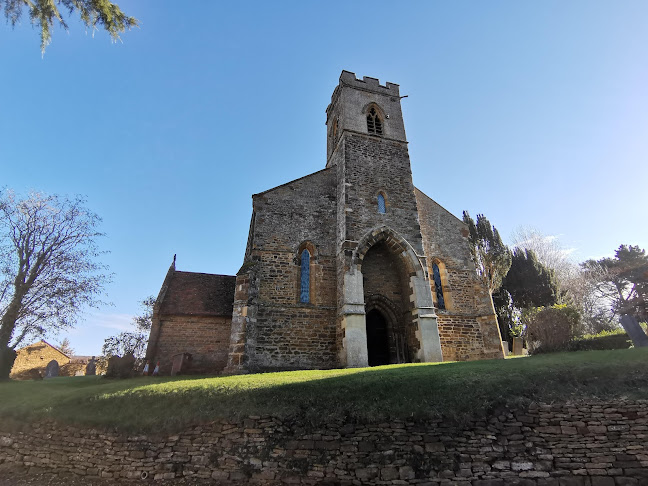 Comments and reviews of SS Peter & Paul Church : Hannington