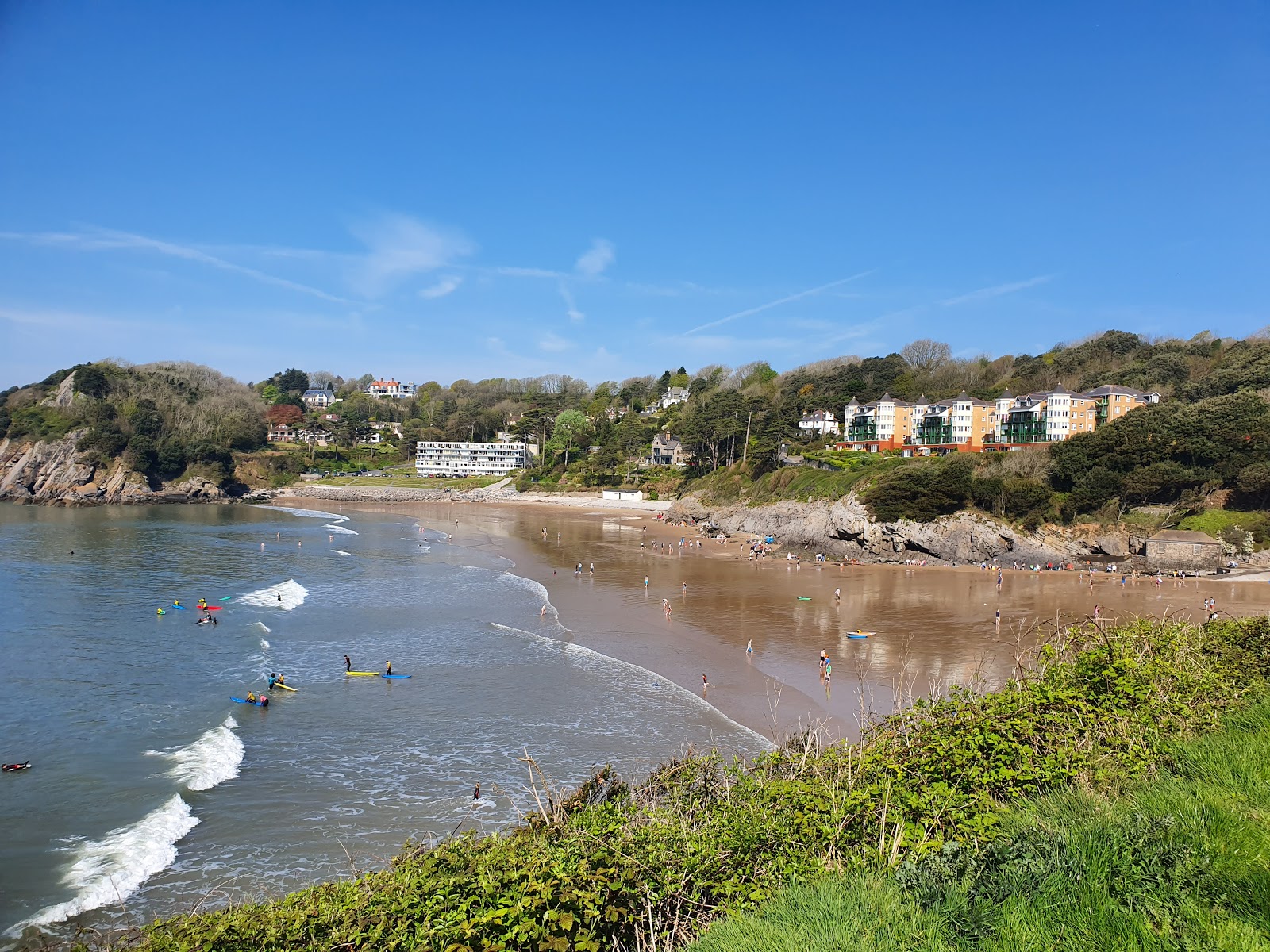 Foto af Caswell Bay beach med lys sand overflade