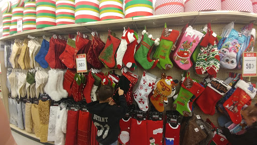 Craft Store «Hobby Lobby», reviews and photos, 505 N Foothills Plaza Dr, Maryville, TN 37801, USA