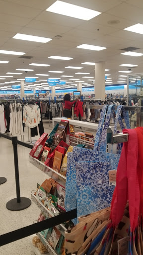 Clothing Store «Ross Dress for Less», reviews and photos, 4919 E 41st St, Tulsa, OK 74135, USA