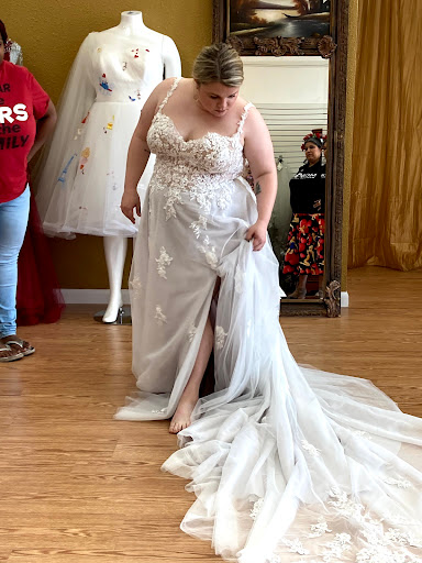 Bridal Shop «Bridal Connection», reviews and photos, 923 N Loop 1604 E #108, San Antonio, TX 78232, USA