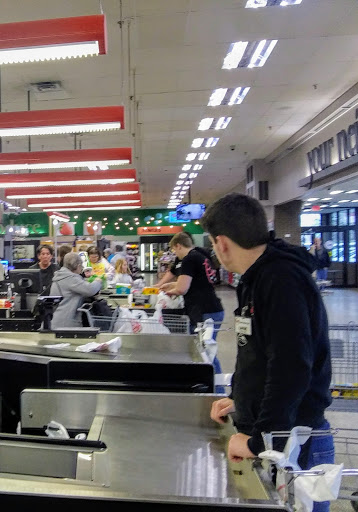 Supermarket «Banks Market», reviews and photos, 2855 Lone Oak Rd, Paducah, KY 42003, USA