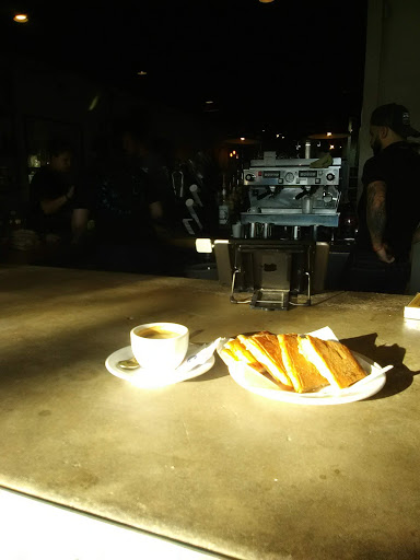 Coffee Shop «DI Coffee Bar», reviews and photos, 214 E Davis Blvd, Tampa, FL 33606, USA