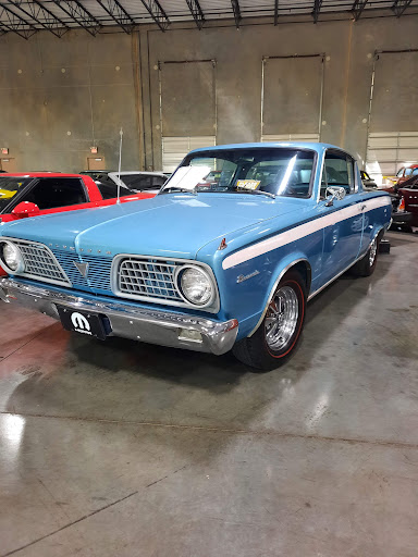 Car Dealer «Gateway Classic Cars Tampa», reviews and photos, 351 30th St NE, Ruskin, FL 33570, USA