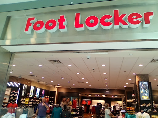 Shoe Store «Foot Locker», reviews and photos, 6401 Bluebonnet Blvd #2020, Baton Rouge, LA 70836, USA