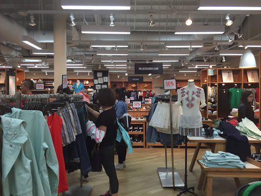 Clothing Store «J.Crew Factory», reviews and photos, 460 Evergreen Ct, Central Valley, NY 10917, USA