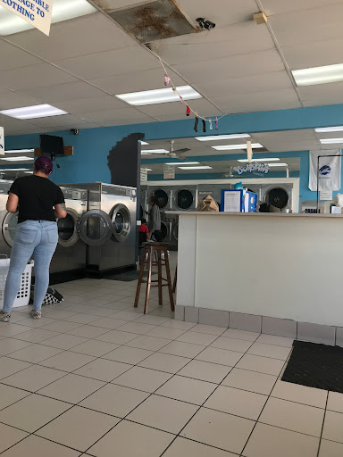 Laundromat «Dolphin Laundry», reviews and photos, 4221 Pleasant Valley Rd, Virginia Beach, VA 23464, USA