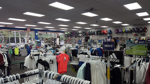 Tennis Store «Tennis Plaza», reviews and photos, 15400 Biscayne Blvd #110, Aventura, FL 33160, USA