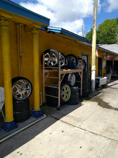 El Compay Tire & Shop,LLC