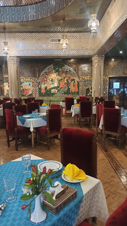 Abbasi Traditional Restaurant - Isfahan Province, Isfahan, Amadegah St, MM2C+J55, Iran
