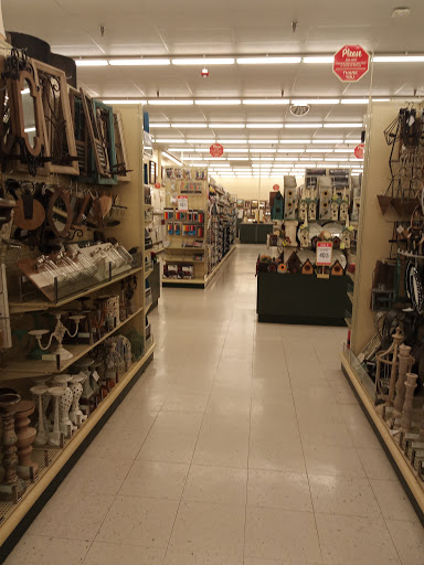 Craft Store «Hobby Lobby», reviews and photos, 840 E Rollins Rd, Round Lake Beach, IL 60073, USA