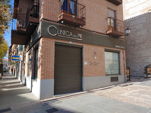 CLINICA DEL PIE RAMÓN PRIETO en Arévalo, Ávila‎