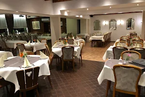 Hotel Restaurant Zum Schwan image