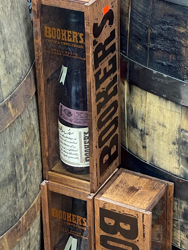 Liquor Store «Royal Liquor», reviews and photos, 1703 E 11 Mile Rd, Royal Oak, MI 48067, USA