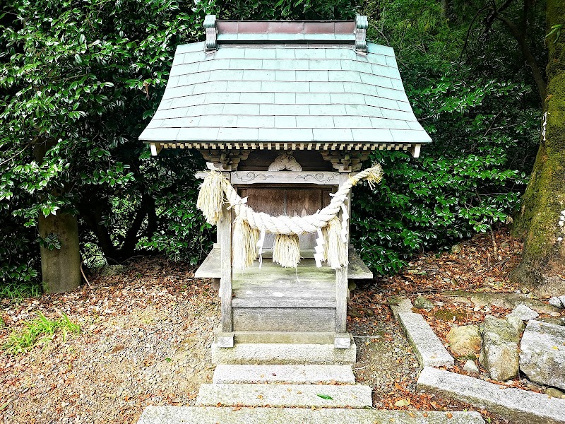 野上祭神小祠