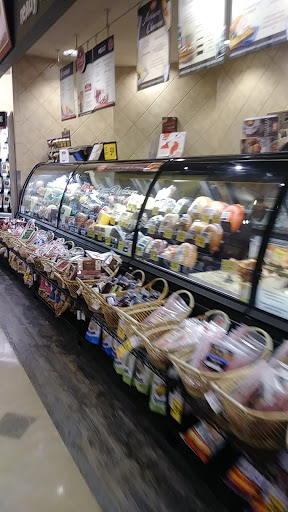 Grocery Store «Safeway», reviews and photos, 210 Washington Ave S, Kent, WA 98032, USA