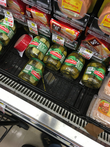 Supermarket «Weis Markets», reviews and photos, 10 Village Center Rd, Reisterstown, MD 21136, USA