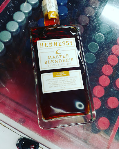 Liquor Store «Hollywood Liquors Inc», reviews and photos, 950 Tremont St, Roxbury Crossing, MA 02120, USA