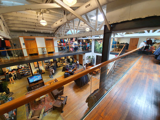 Clothing Store «Patagonia Santa Monica», reviews and photos, 1344 4th St, Santa Monica, CA 90405, USA