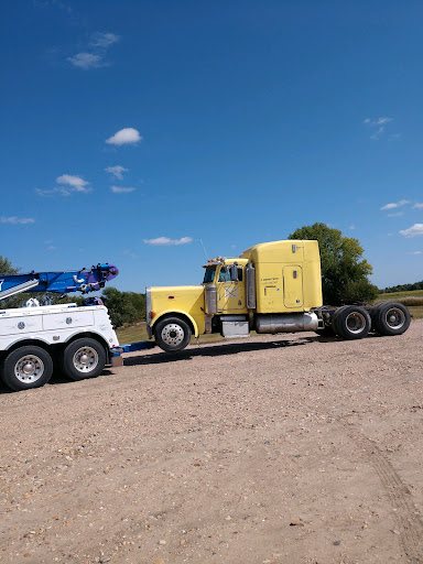 Auto Repair Shop «Kearney Towing & Repair Center», reviews and photos, 1303 E 22nd St, Kearney, NE 68847, USA
