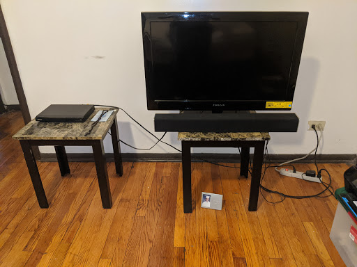 Auction House «RPN Sales & Auction House», reviews and photos, 4451 N Milwaukee Ave, Chicago, IL 60630, USA